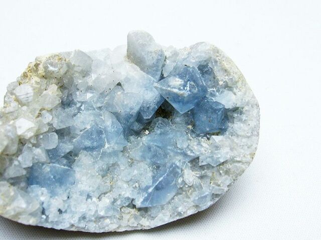 セレスタイト天青石原石[T756-4217]