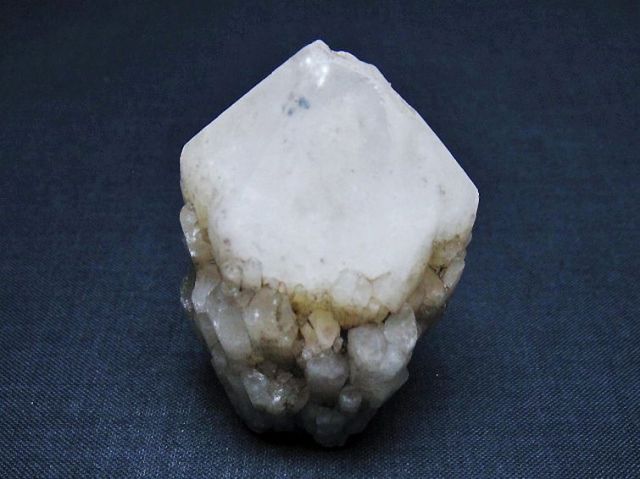 カテドラルライブラリー水晶原石[T761-3460]