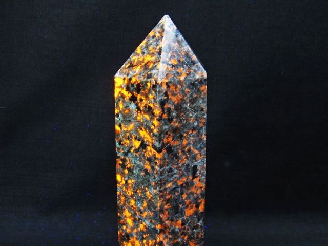 大きめサイズのユニコーンストーンタワー　天然石　四角柱 ユニコーンストーン タワー02◇ Unicorn Stone ◇天然石・鉱物