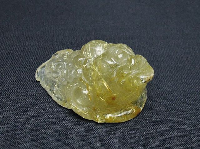 ゴールドタイチンルチル金蟾置物[T801-649]