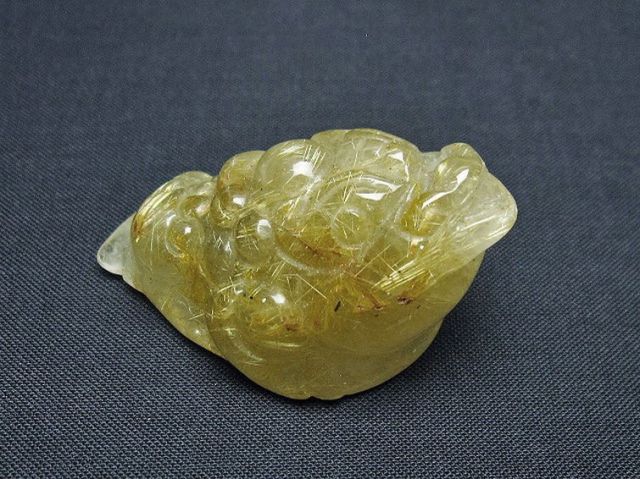 ゴールドタイチンルチル金蟾置物[T801-666]