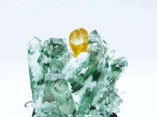 緑水晶 グリーンクォーツ クラスター [t802-5394]
