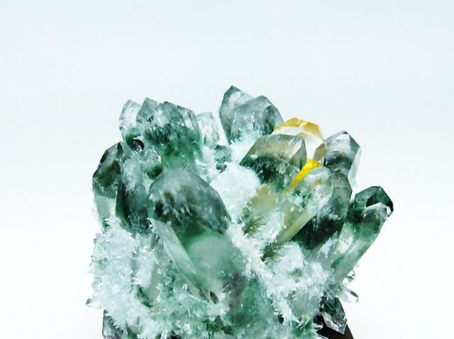 緑水晶 グリーンクォーツ クラスター [t802-5399]