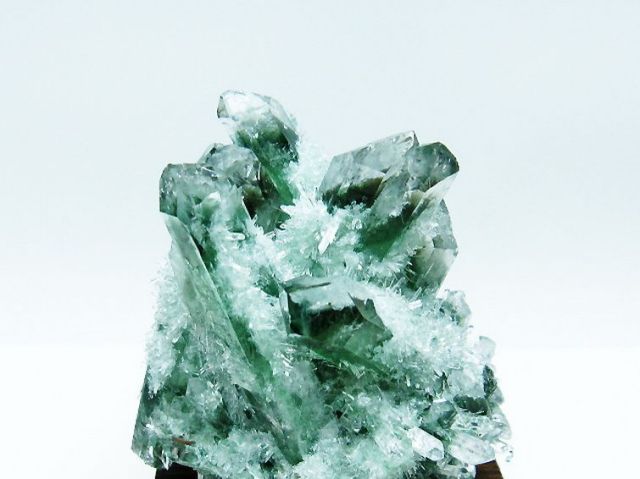 緑水晶 グリーンクォーツ クラスター [t802-5425]