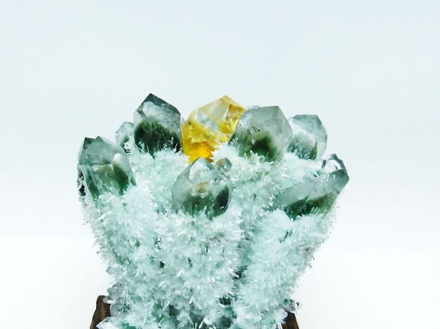 緑水晶 グリーンクォーツ クラスター [t802-5432]