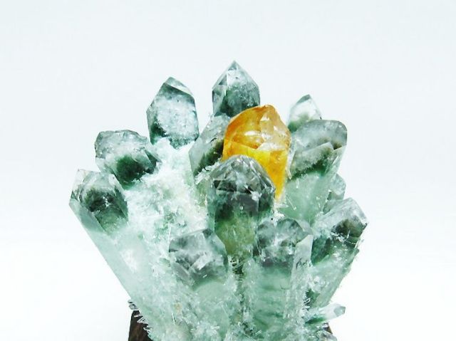 緑水晶 グリーンクォーツ クラスター [t802-5444]