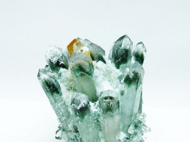緑水晶 グリーンクォーツ クラスター [t802-5444]