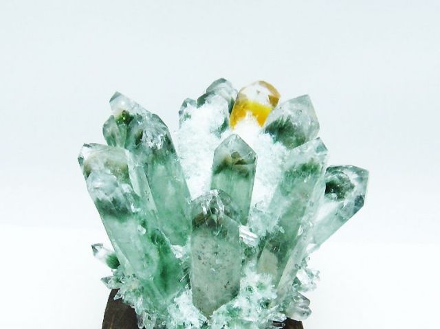 緑水晶 グリーンクォーツ クラスター [t802-5456]