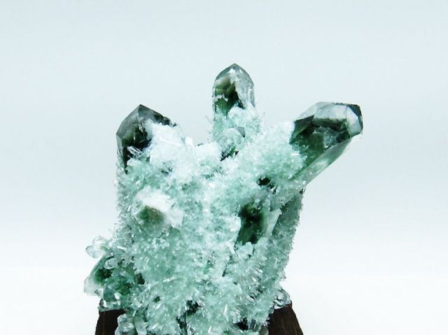 緑水晶 グリーンクォーツ クラスター [t802-5470]