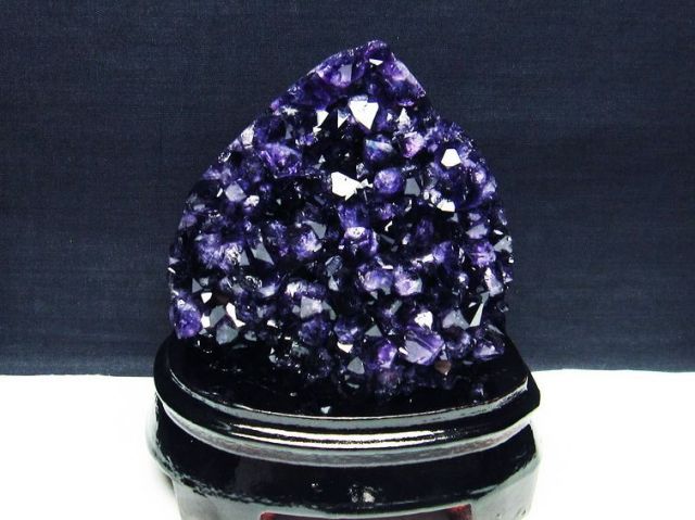 パワーストーン 天然石 ウルグアイ産アメジストクラスター[T95-11186]