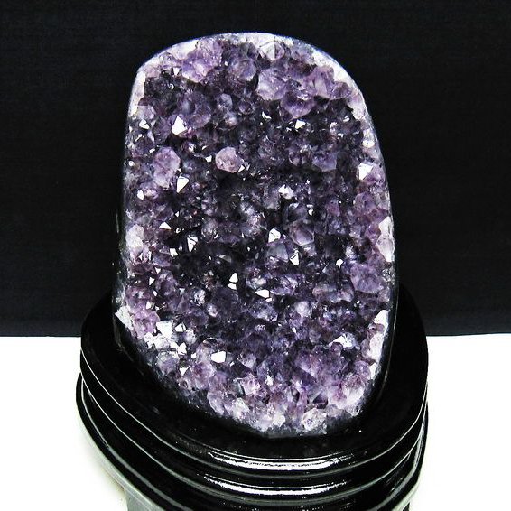 1.3Kgパワーストーン 天然石 ウルグアイ産アメジストクラスター