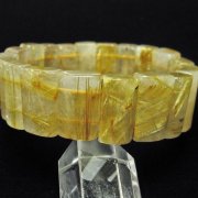 ゴールドタイチンルチルバングル