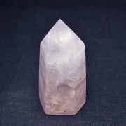 071836  天然石ローズクォーツ六角柱✨虹入り 楽天市場】ローズクォーツ 六角柱｜rosequartz 薔薇石英 水晶