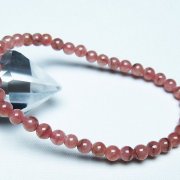 インカローズ（ロードクロサイト）は愛らしいピンクで女性にぴったり