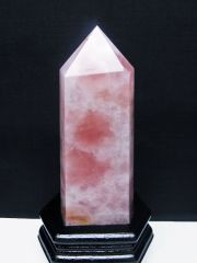 ローズクォーツ（紅石英）は柔らかい優しいピンクの水晶｜銀座東道