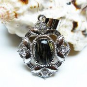 ブラックルチルクォーツペンダント [t343-1588]