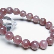 ローズクォーツ（紅石英）は柔らかい優しいピンクの水晶｜銀座東道