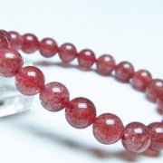 トパーズ（黄玉）「勾玉」の商品一覧ページ｜銀座東道天然石専門店