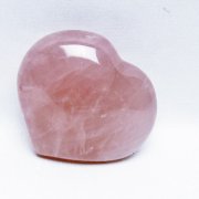 ローズクォーツ（紅石英）は柔らかい優しいピンクの水晶｜銀座東