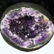 2.3Kgウルグアイ産サークルジオードアメジストドーム