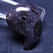 ブラックオパール勾玉[T468-454]
