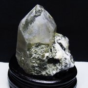 1.3Kg雲母入り ヒマラヤ水晶 原石 [t501-4293]