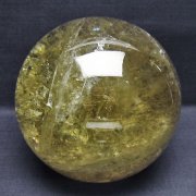 シトリン球体　台座付き　80mm 楽天市場】【一点物】【希少】【台座付き】シトリン レインボー入り 約