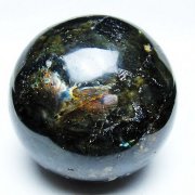 天然石　ラブラドライト　約6.5キロ　丸玉 ラブラドライト丸玉 置き石 台座付き 直径7.7cm 重さ652g | うさぎ屋