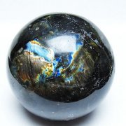 【龍神様の霊石】霊水のラブラドライト丸玉【曹灰長石 虹色の輝き】 龍神様の霊石】霊水のラブラドライト丸玉【曹灰長石 虹色の輝き