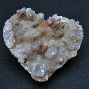 スーパーセブン＆ムーンストーン スーパーセブン、7種の鉱物がもたらすパワー｜銀座東道天然石専門店