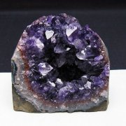 アメジスト（紫水晶）「ウルグアイ産クラスター」の商品一覧ページ