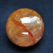 ヘマタイトインクォーツ