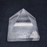 ヒマラヤ水晶ピラミッド [t648-3653]