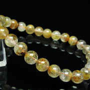 金色が美しい ゴールドタイチンルチル 13ミリ 極太金針水晶 粒売り 貫通穴あり ゴールドタイチンルチル（太金針）」の商品一覧ページ｜銀座東道天然石