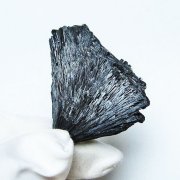 ブラック カイヤナイト 原石[T697-3887]