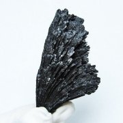 ブラック カイヤナイト 原石[T697-3988]