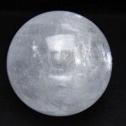 虹入りカルサイト丸玉 83mm [t758-2278]