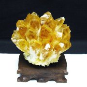 黄水晶イエロークォーツクラスター