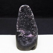 アメジスト（紫水晶）「ウルグアイ産クラスター」の商品一覧ページ