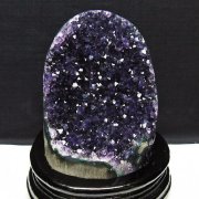 アメジスト（紫水晶）「ウルグアイ産クラスター」の商品一覧ページ