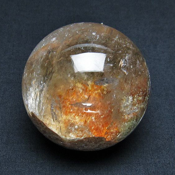 ガーデンクォーツ（庭園水晶）丸玉59mm[T100-4487]