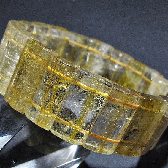 ゴールドタイチンルチルバングル[T107-4337]