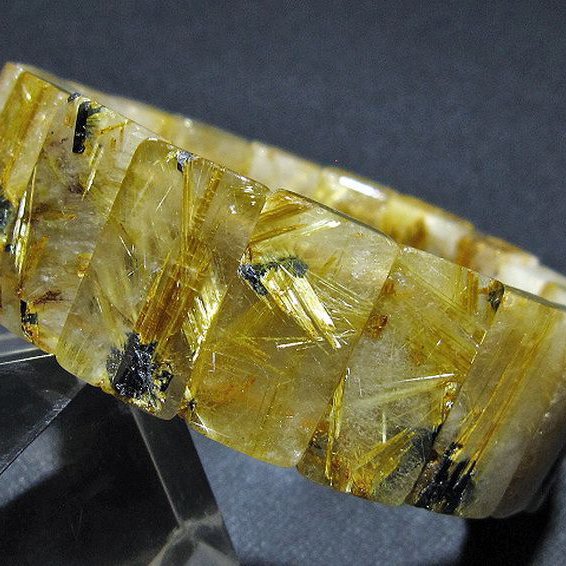 ゴールドタイチンルチルバングル[T107-4409]