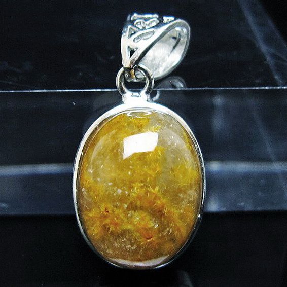 タイチンフラワー水晶ペンダント[T111-5920]