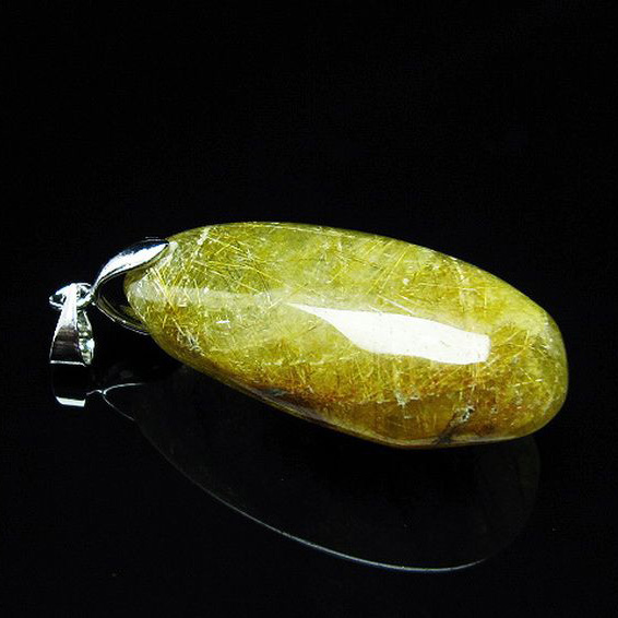 プラチナルチル入り水晶ペンダント[T12-1836]