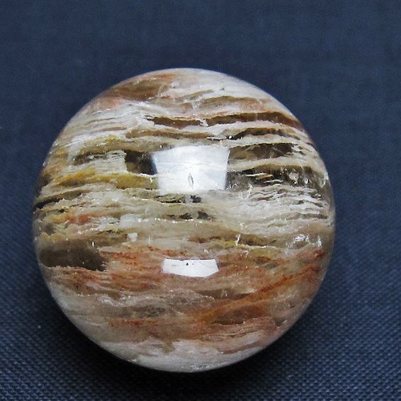 赤ガーデンファントム水晶丸玉 29mm [T129-3060]