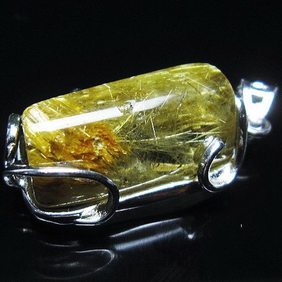 ゴールドタイチンルチルペンダント[T134-3810]