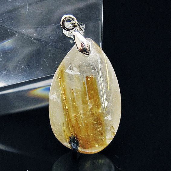 ゴールドタイチンルチルペンダント[T134-3927]