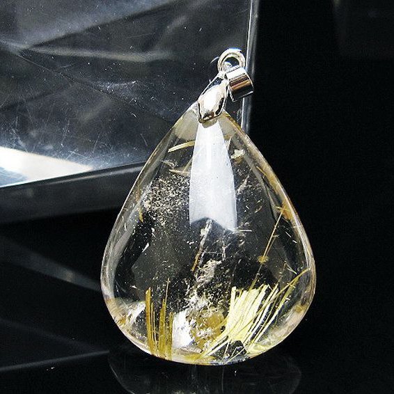 ゴールドタイチンルチルペンダント[T134-3978]