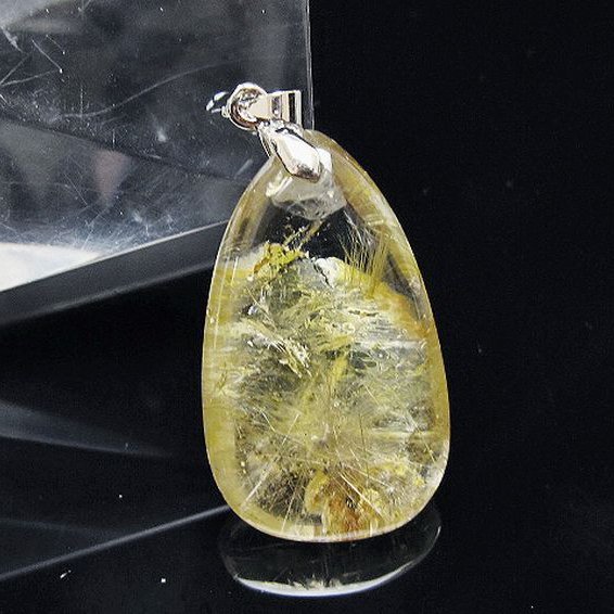 ゴールドタイチンルチルペンダント[T134-4132]